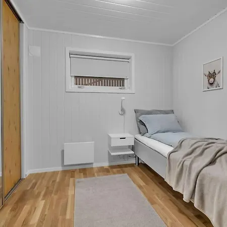 Four Bedroom House With Sauna In The Lyngen Alps Straumen (Troms)